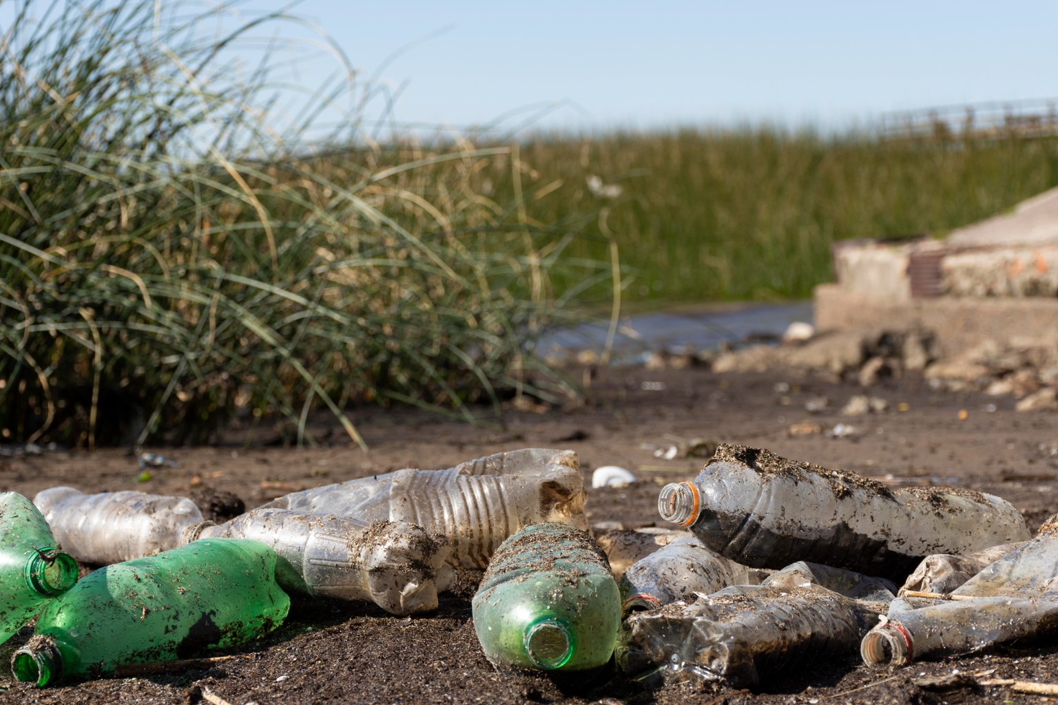 CAMFID Engineering Forme 50 Jeunes dans le recyclage des déchets plastiques